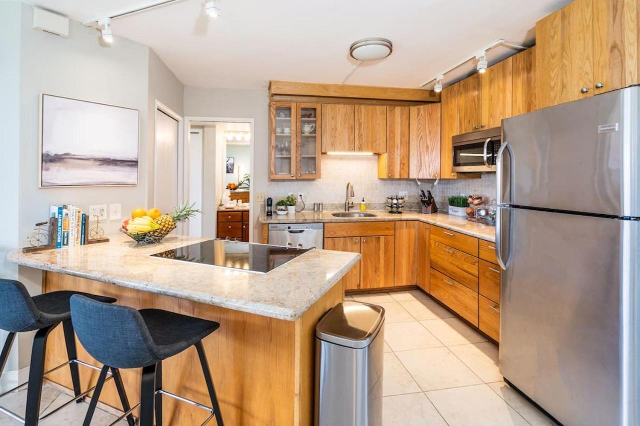Penthouse 1 Bd King Suite With Ocean Views! 维雷亚 外观 照片