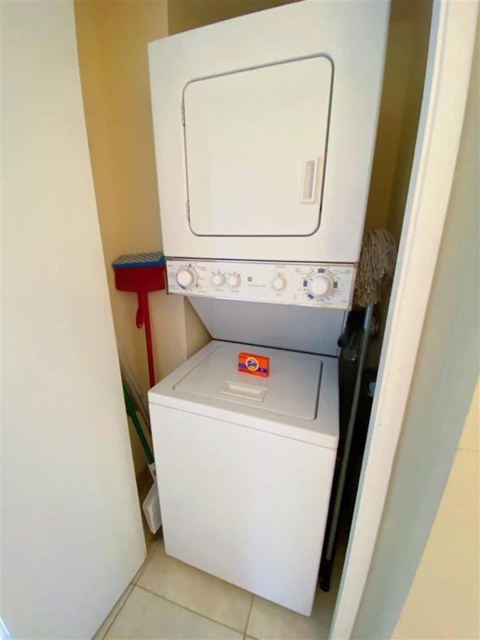 Penthouse 1 Bd King Suite With Ocean Views! 维雷亚 外观 照片